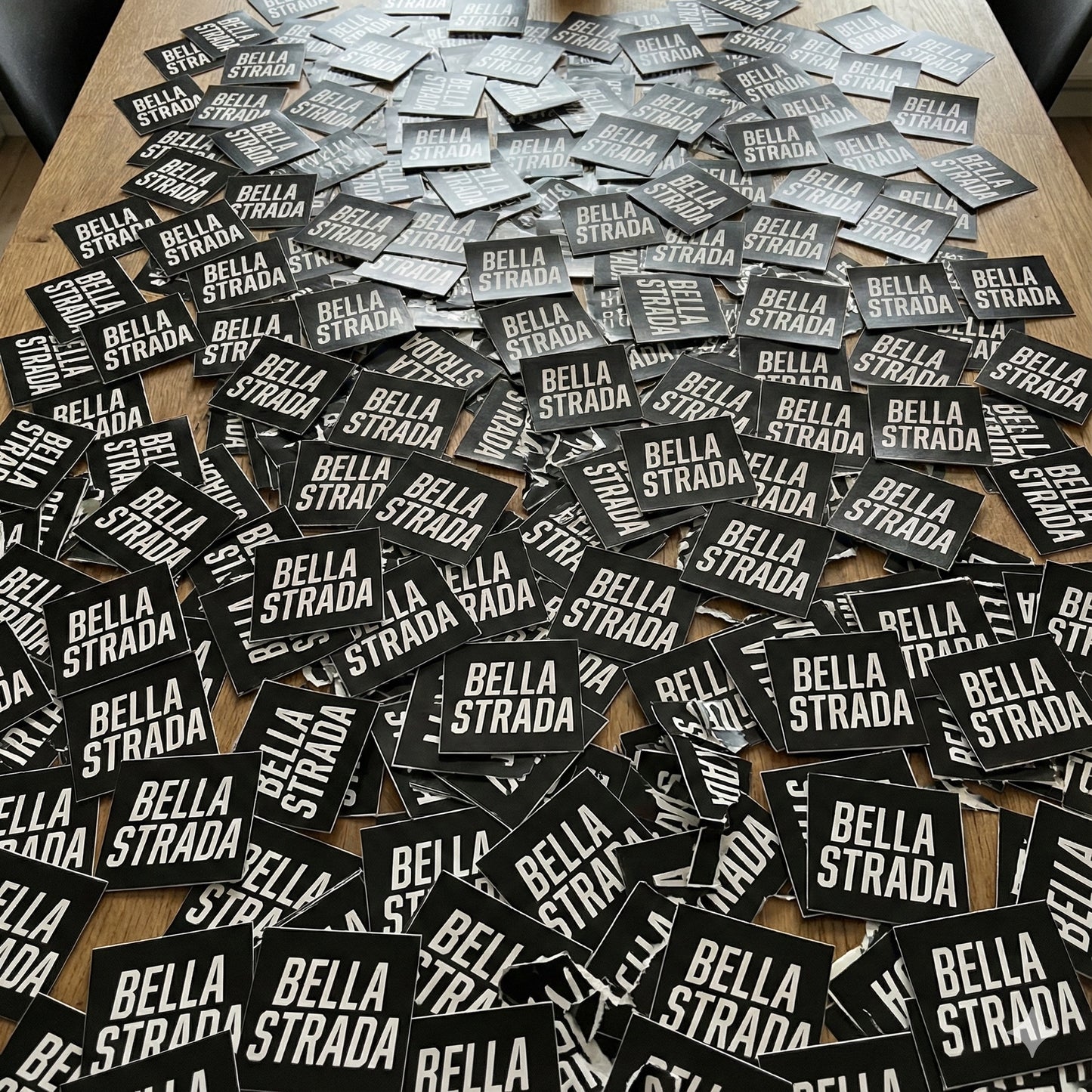 Papier Logo Sticker 5×5 cm